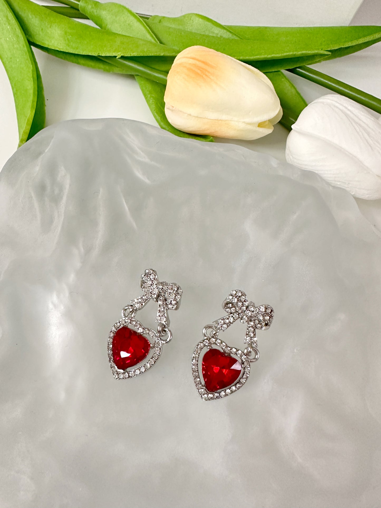 Full diamond bowknot earrings, niche design court style court style heart-shaped earrings