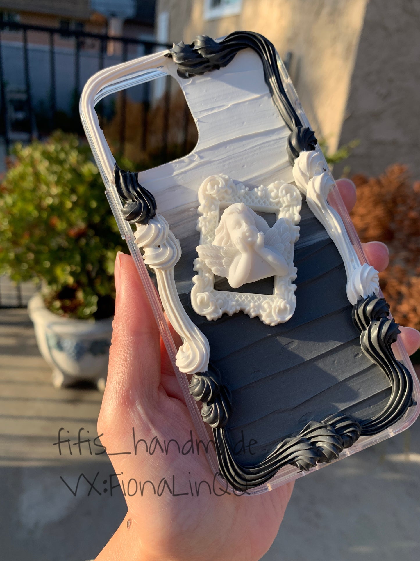 Butterfly Custom Decoden phone case, whipped cream phone case, golden flowers angle case Simple style, flower butterfly