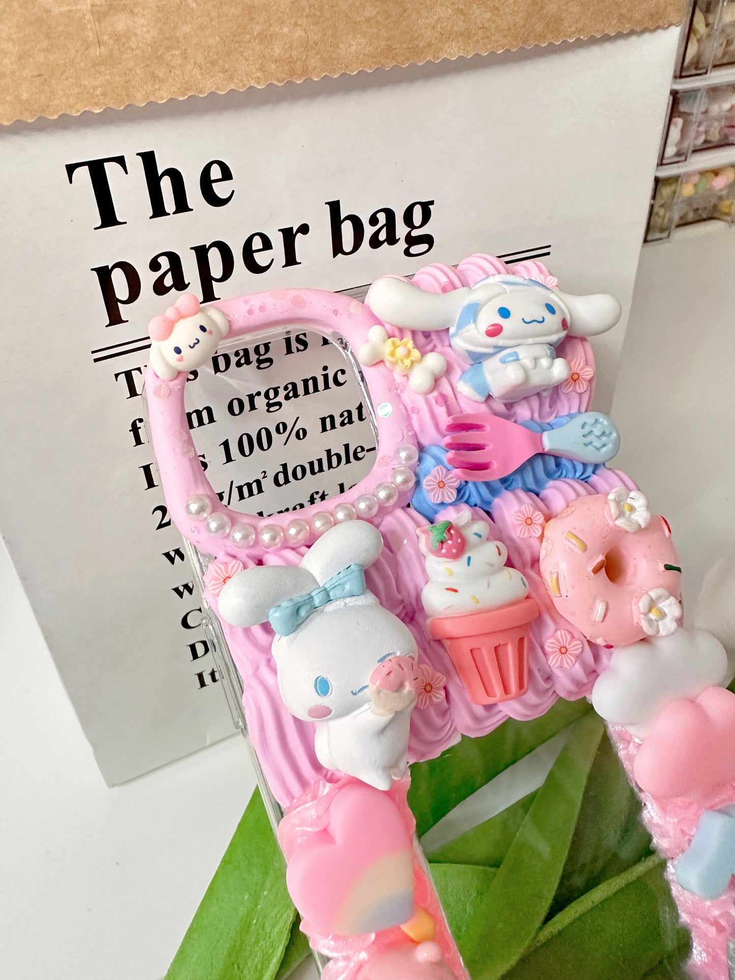 Themed Pink Rabbits Custom Decoden Phone Cases, whipped cream phone cases, Personalized Case, can put photo inside,decoden case,decoden charms,Put your favorite idol's picture